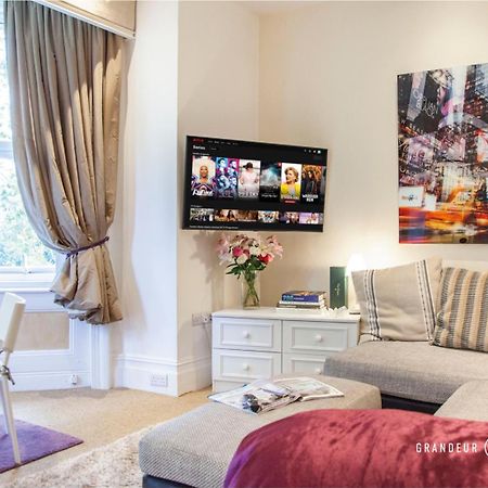 Treetop Suite By Grandeur Property 伯恩茅斯 外观 照片